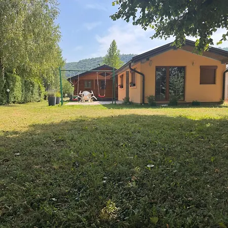 Emma Casa de Férias